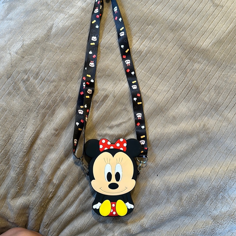 Minnie Mouse purse